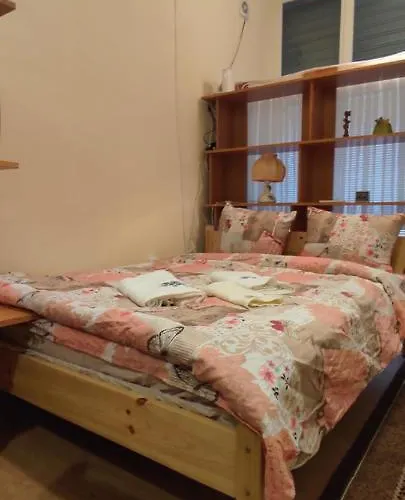 Comfortable&cosy studio near NDK