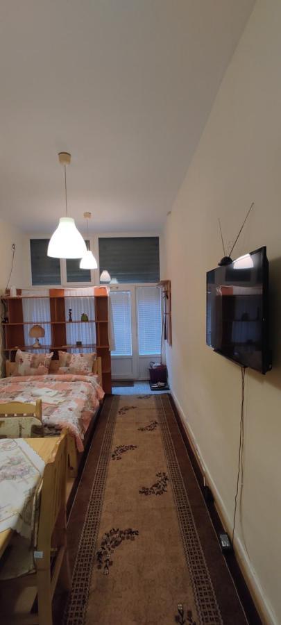 Comfortable&cosy Near Ndk Apartamento *